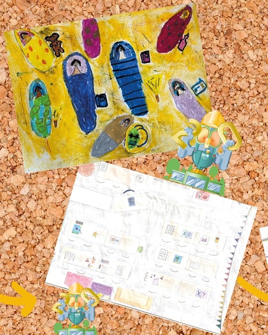 KI-basierte Bildbeschreibung | An einer Pinnwand sind zwei Kinderzeichnungen angeheftet: Auf der einen sind Menschen in Schlafsäcken zu sehen, auf der anderen eine weiße Seite mit schwach erkennbaren Symbolen und Formen. Am unteren Rand jeder Zeichnung reihen sich Comicfiguren aneinander.